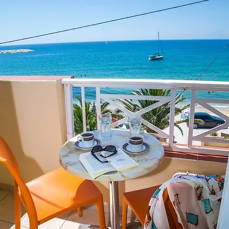 Apartament Akrogiali