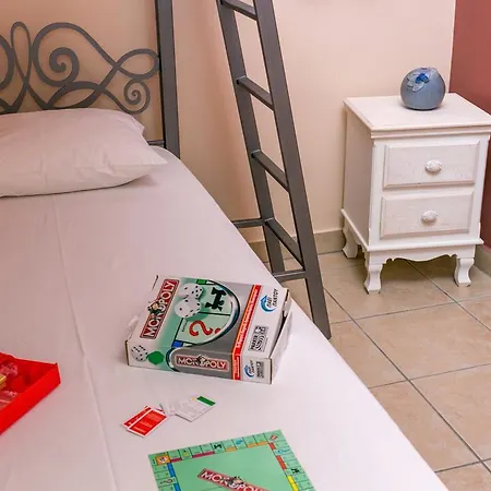 Apartament Akrogiali *