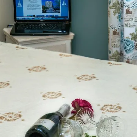 Akrogiali * Limenária