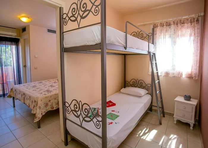 Apartment Studios Akrogiali *