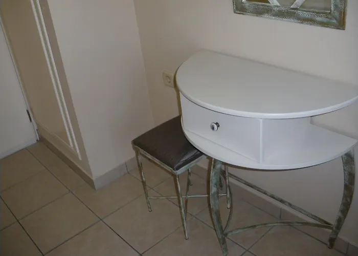 Studios Akrogiali Apartment *